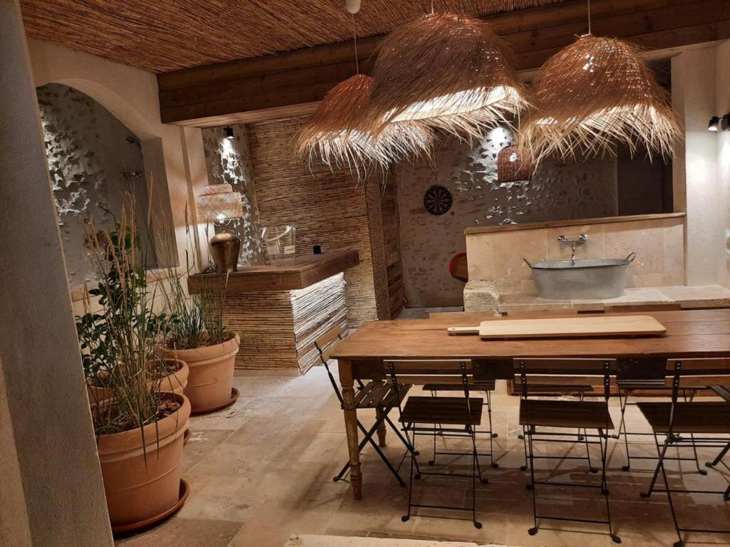 Drome Provencale Maison Familiale Calme Dans Village Valréas Esterno foto