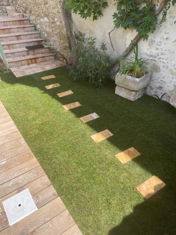 Drome Provencale Maison Familiale Calme Dans Village Valréas Esterno foto
