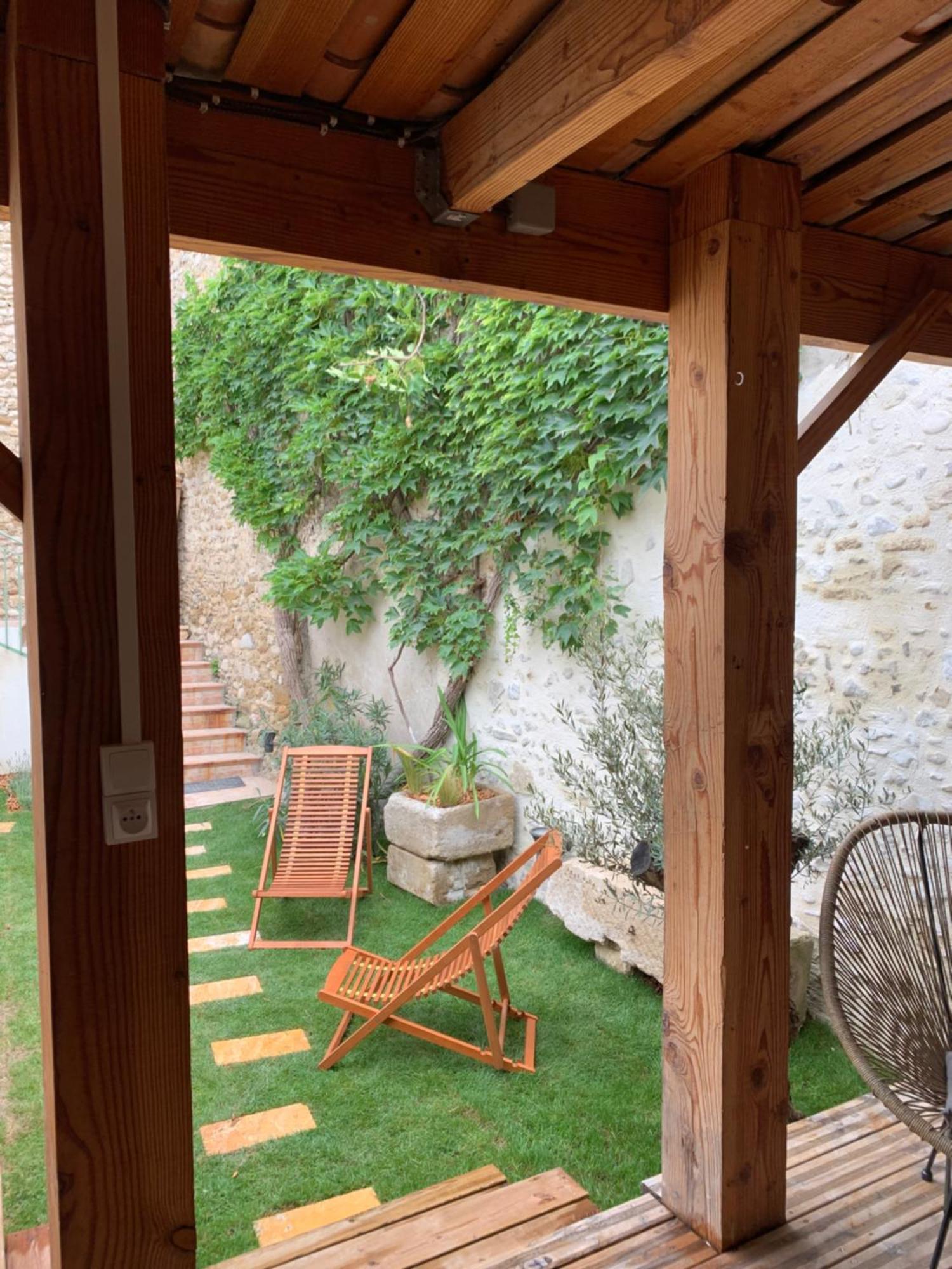 Drome Provencale Maison Familiale Calme Dans Village Valréas Esterno foto