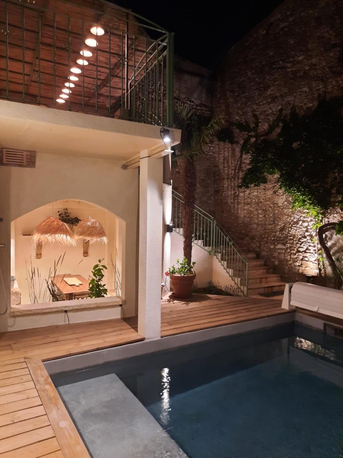 Drome Provencale Maison Familiale Calme Dans Village Valréas Esterno foto