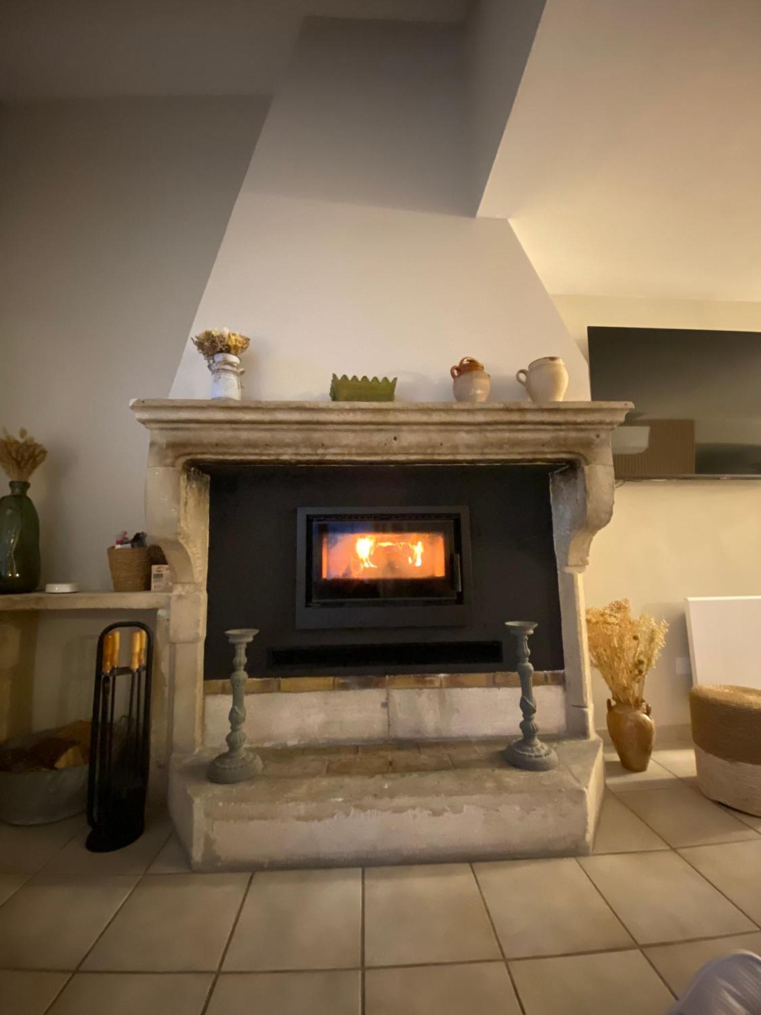 Drome Provencale Maison Familiale Calme Dans Village Valréas Esterno foto
